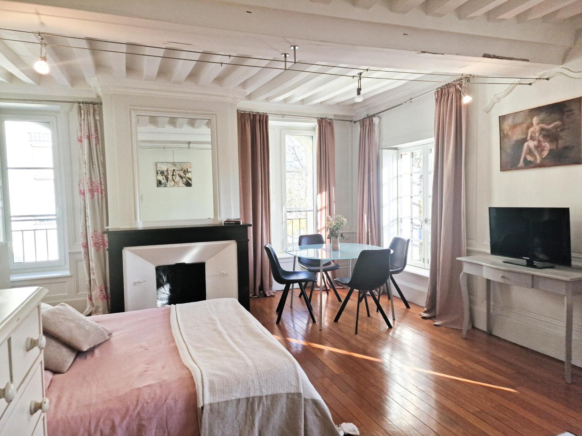 Villa Republique Normandie Liberte ก็อง ภายนอก รูปภาพ